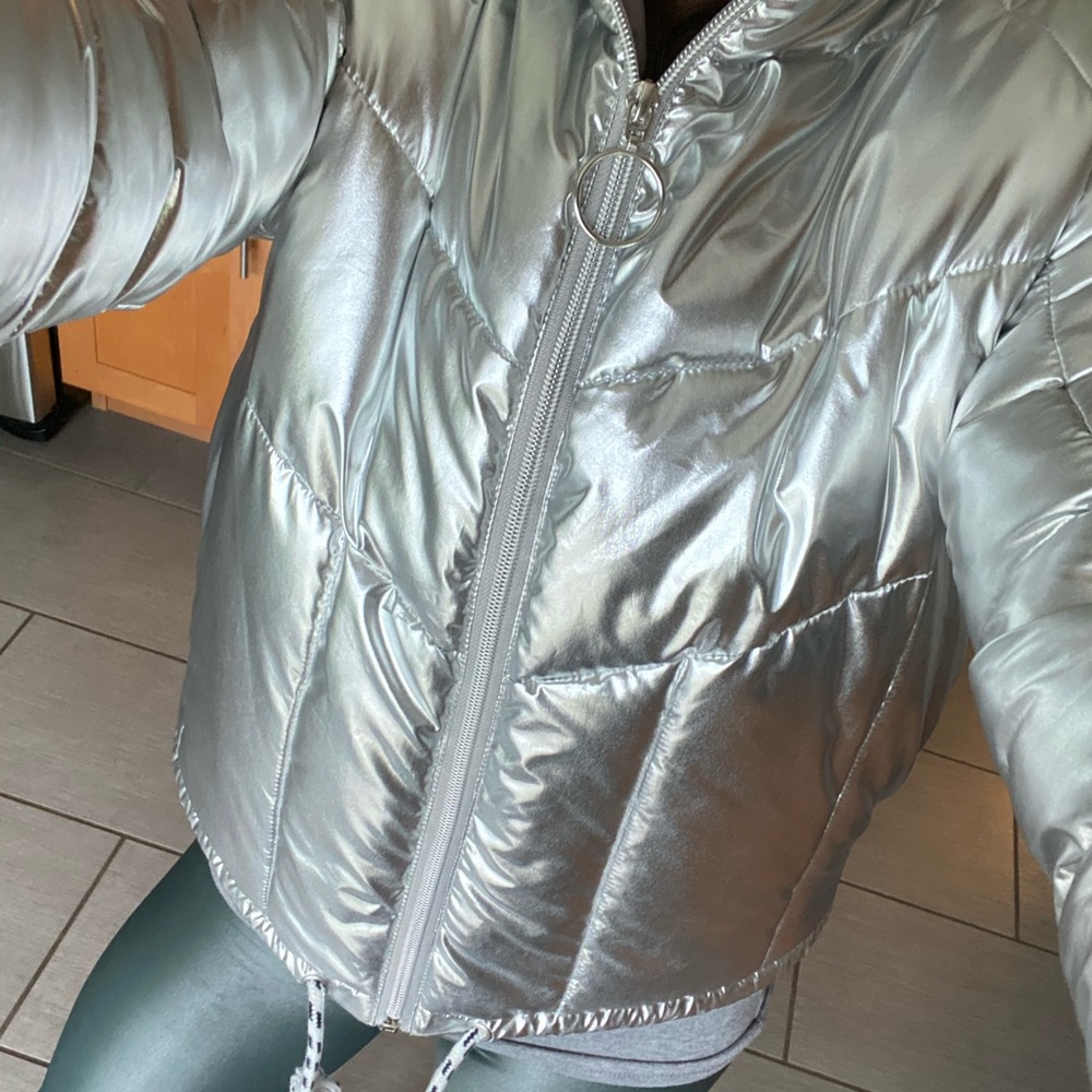 Central Park west silver puffer - Picture 6 of 6